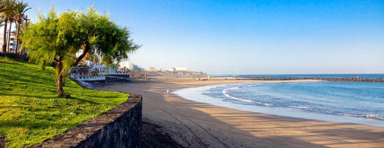 Enjoy The Sea And Pool In Playa De Las Americas Bagian luar foto
