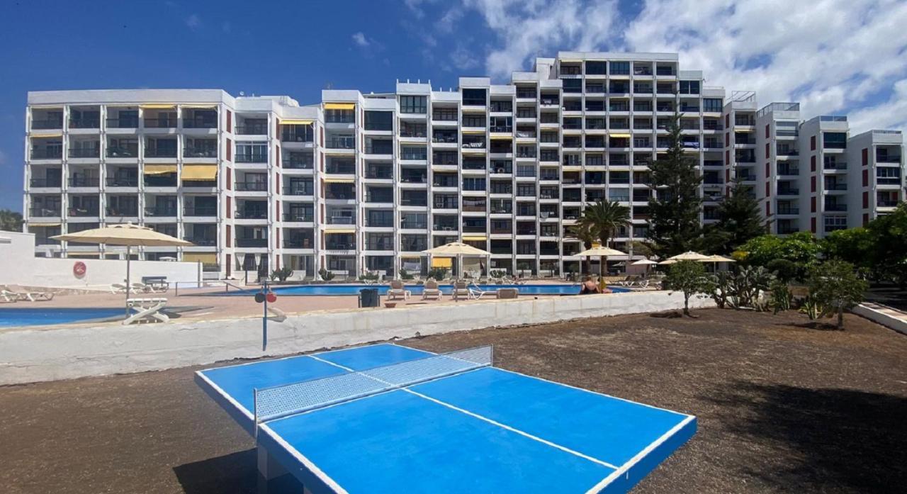 Enjoy The Sea And Pool In Playa De Las Americas Bagian luar foto