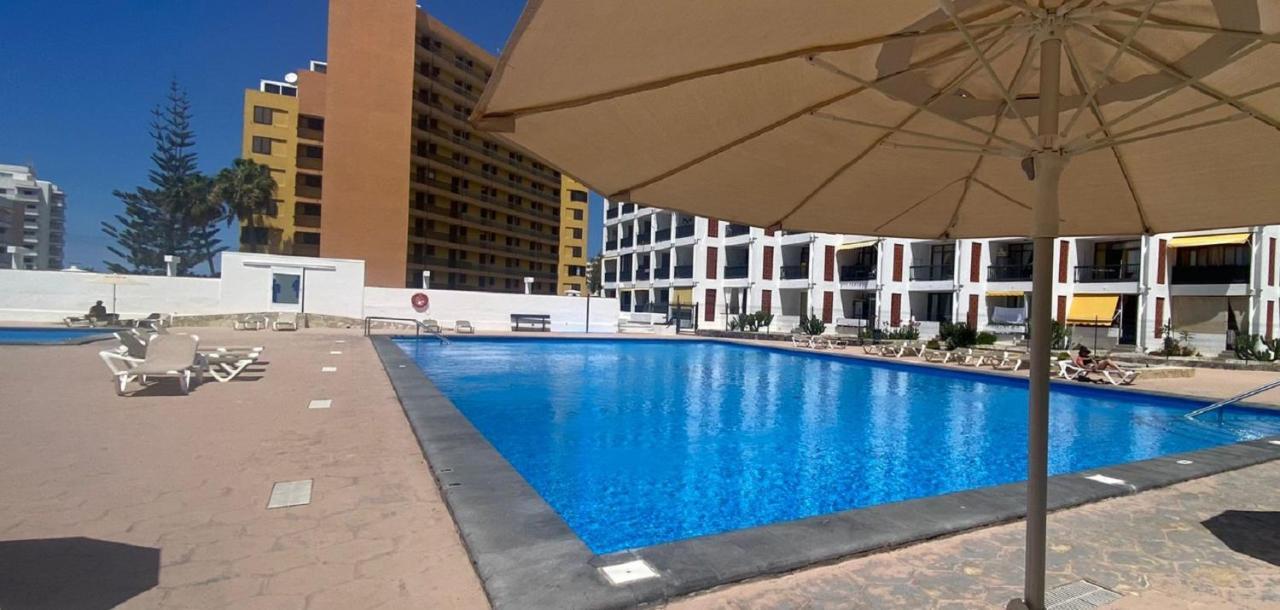 Enjoy The Sea And Pool In Playa De Las Americas Bagian luar foto