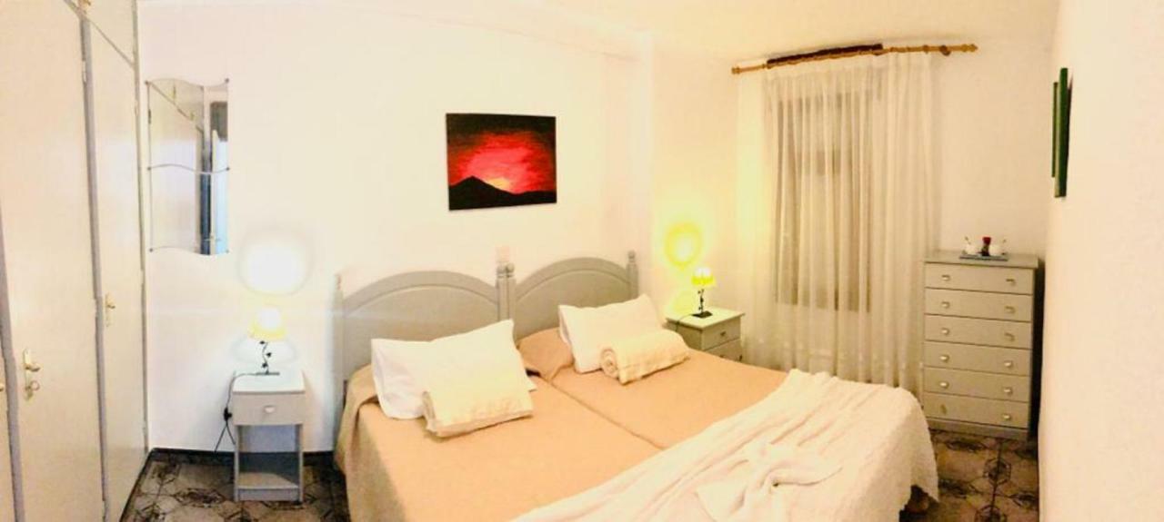 Enjoy The Sea And Pool In Playa De Las Americas Bagian luar foto